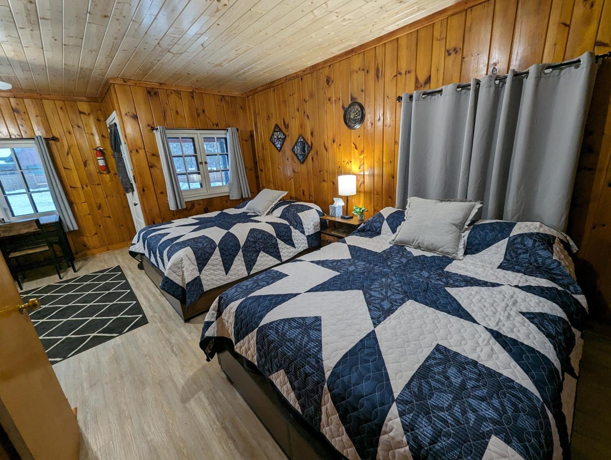 Riverside Point Resort Motel Park Rapids Kültér fotó
